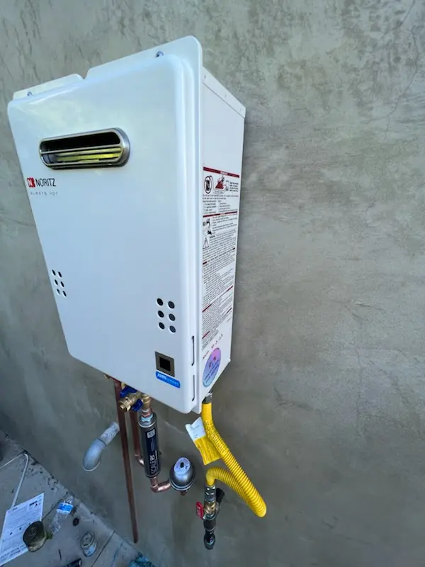 Tankless water heater installation for Woodcreek Oaks homes